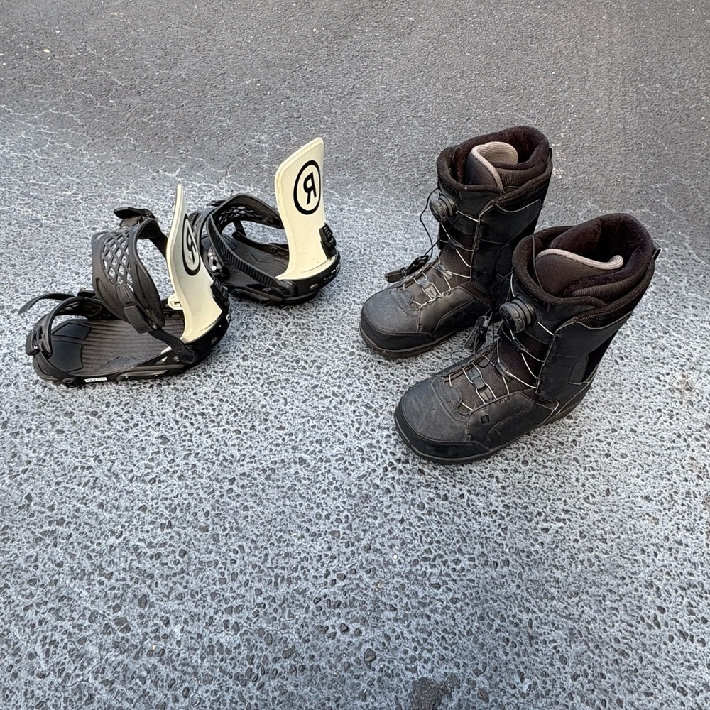 Ride REVOLT Snowboard Binding 2019 

jackson snowboard boots size 8.5